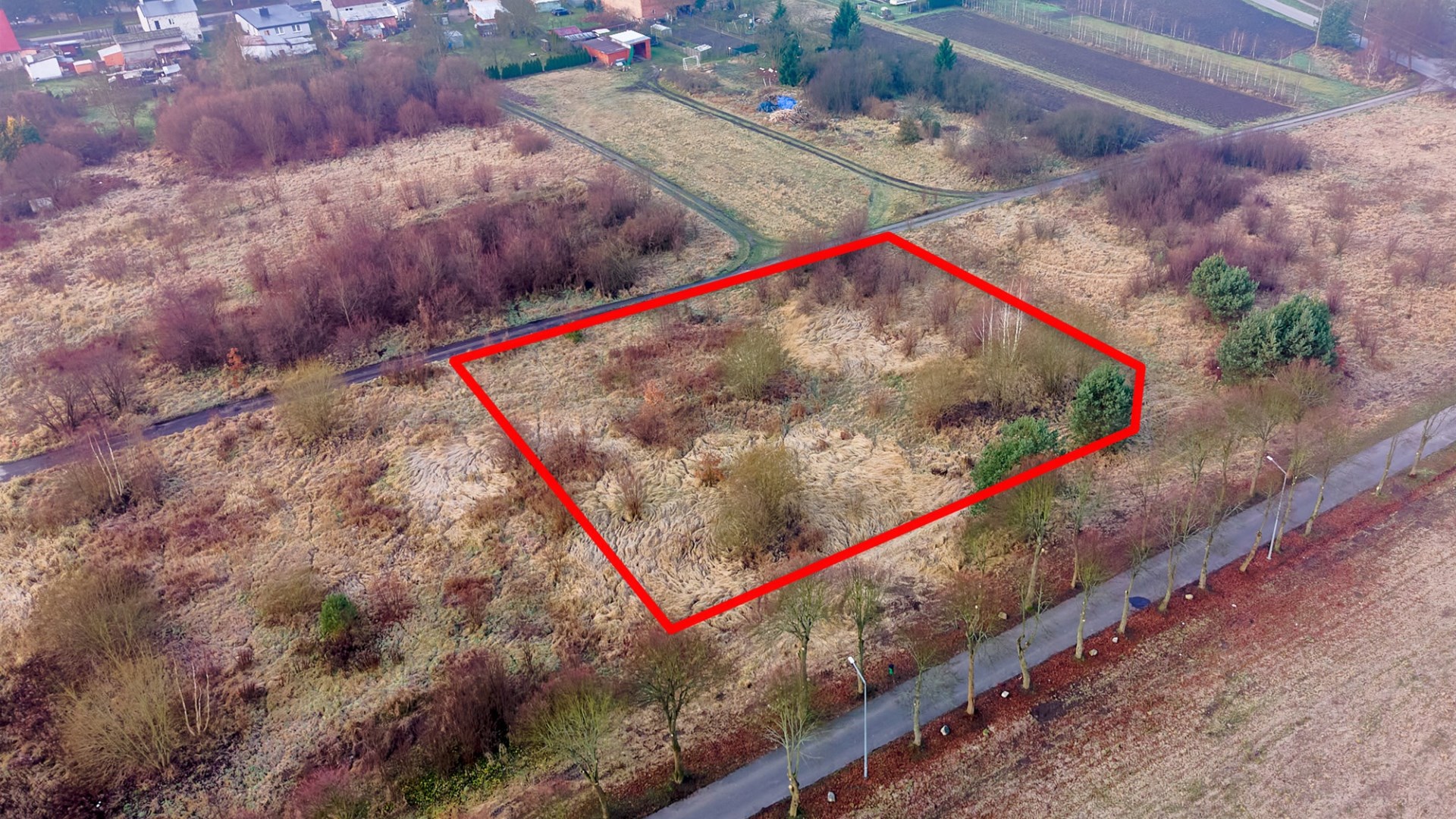 Działka na sprzedaż